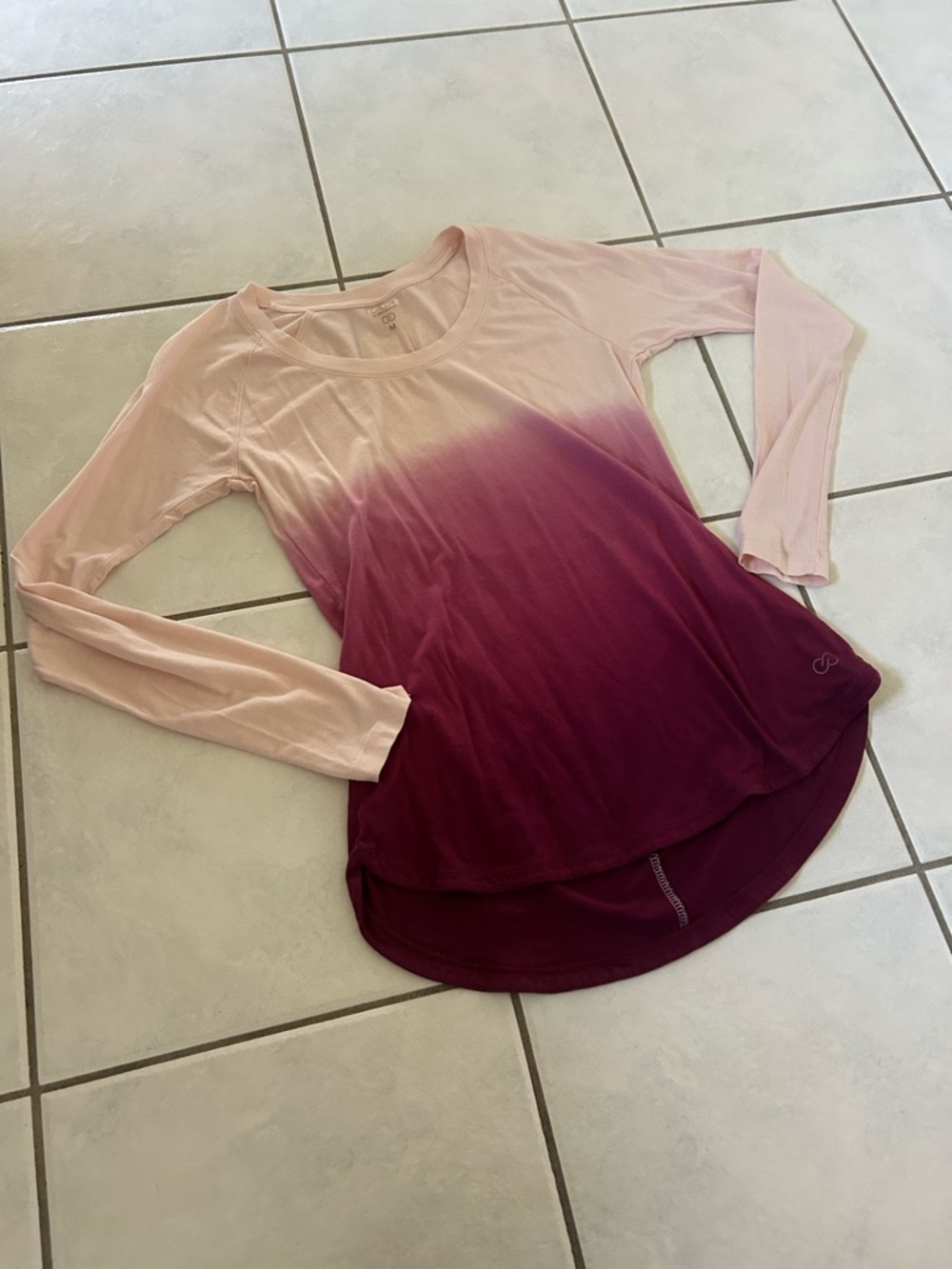 CALIA by Carrie Underwood Pink to Plum Ombre Long Sleeve Tunic